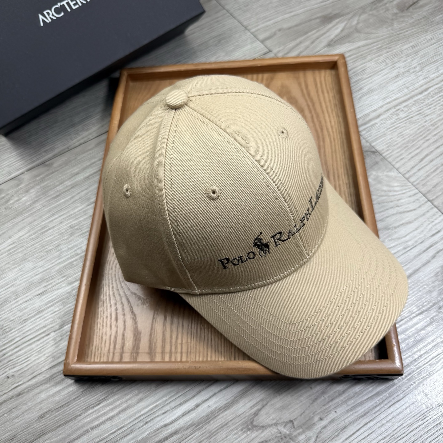 。POLO。【配防尘袋】新品棒球帽！材质：纯棉！透气性好！春天挡风，夏天防晒必备单品！颜色大气！款式新颖