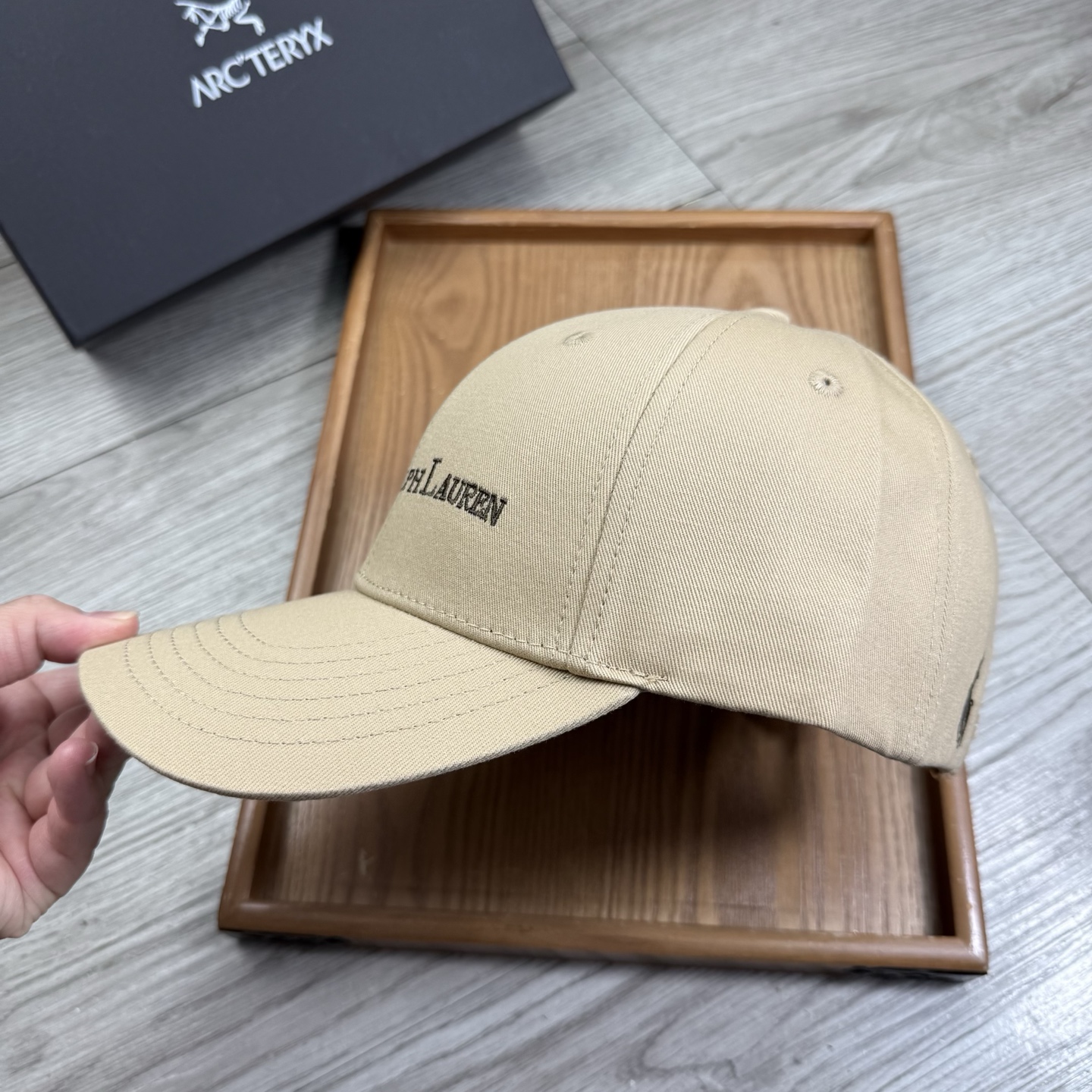 。POLO。【配防尘袋】新品棒球帽！材质：纯棉！透气性好！春天挡风，夏天防晒必备单品！颜色大气！款式新颖