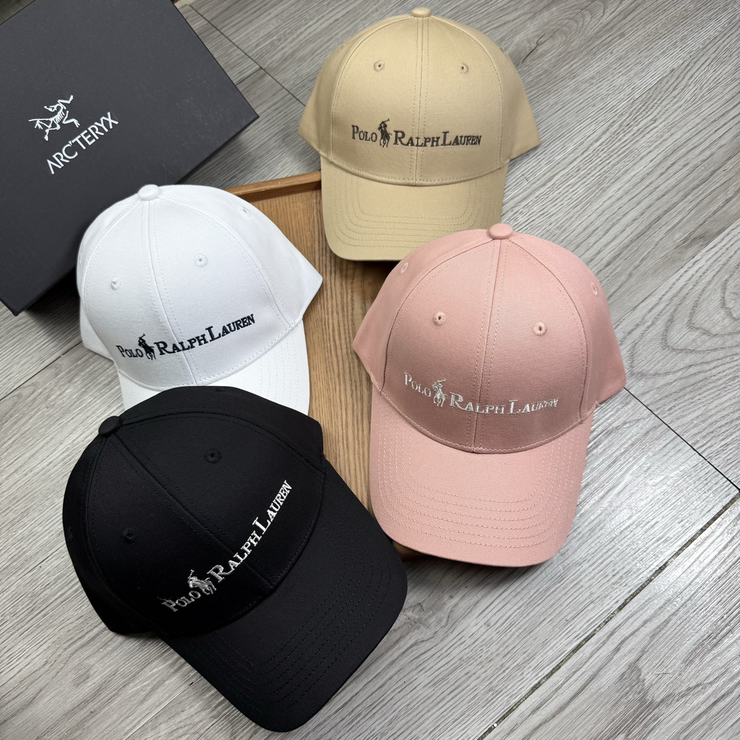 。POLO。【配防尘袋】新品棒球帽！材质：纯棉！透气性好！春天挡风，夏天防晒必备单品！颜色大气！款式新颖