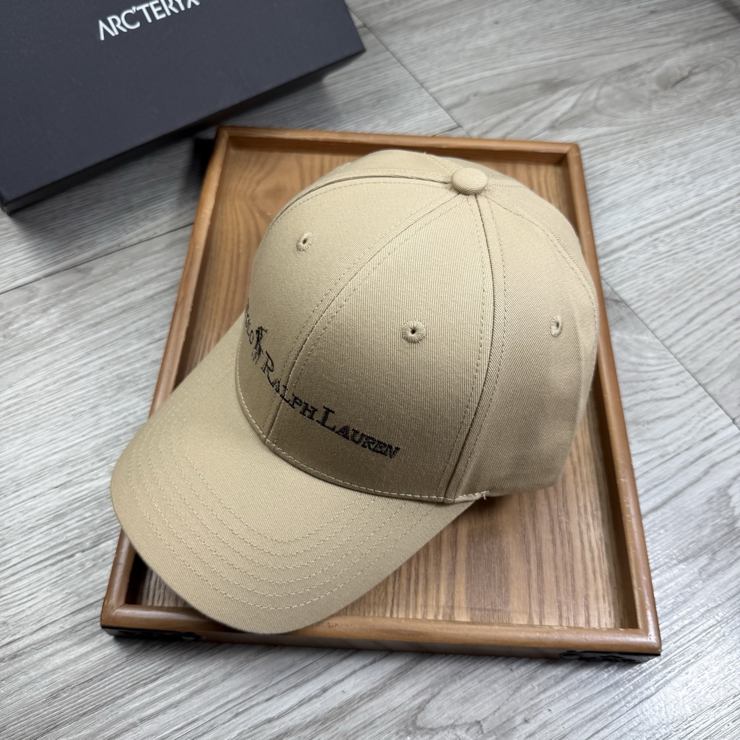 。POLO。【配防尘袋】新品棒球帽！材质：纯棉！透气性好！春天挡风，夏天防晒必备单品！颜色大气！款式新颖
