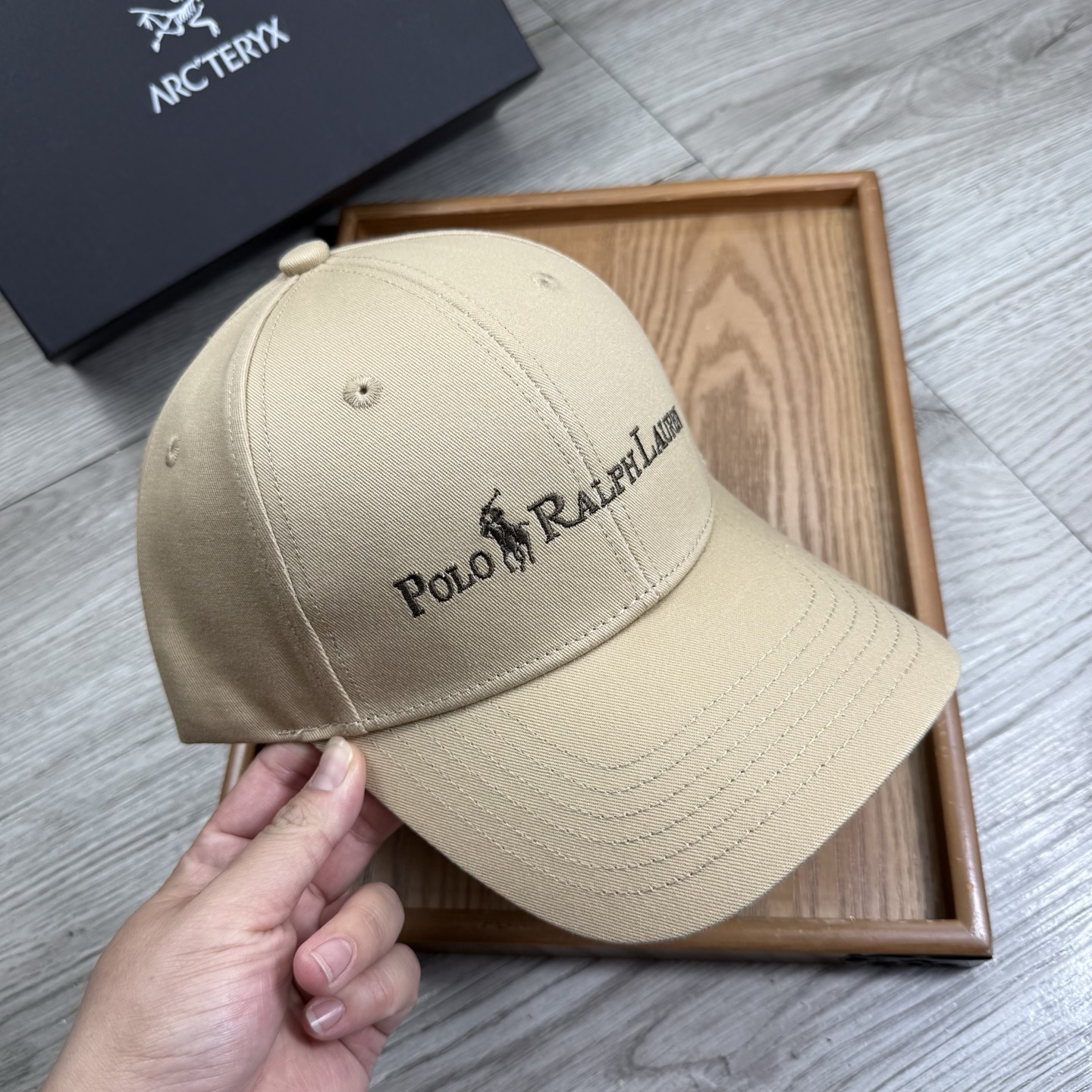 。POLO。【配防尘袋】新品棒球帽！材质：纯棉！透气性好！春天挡风，夏天防晒必备单品！颜色大气！款式新颖
