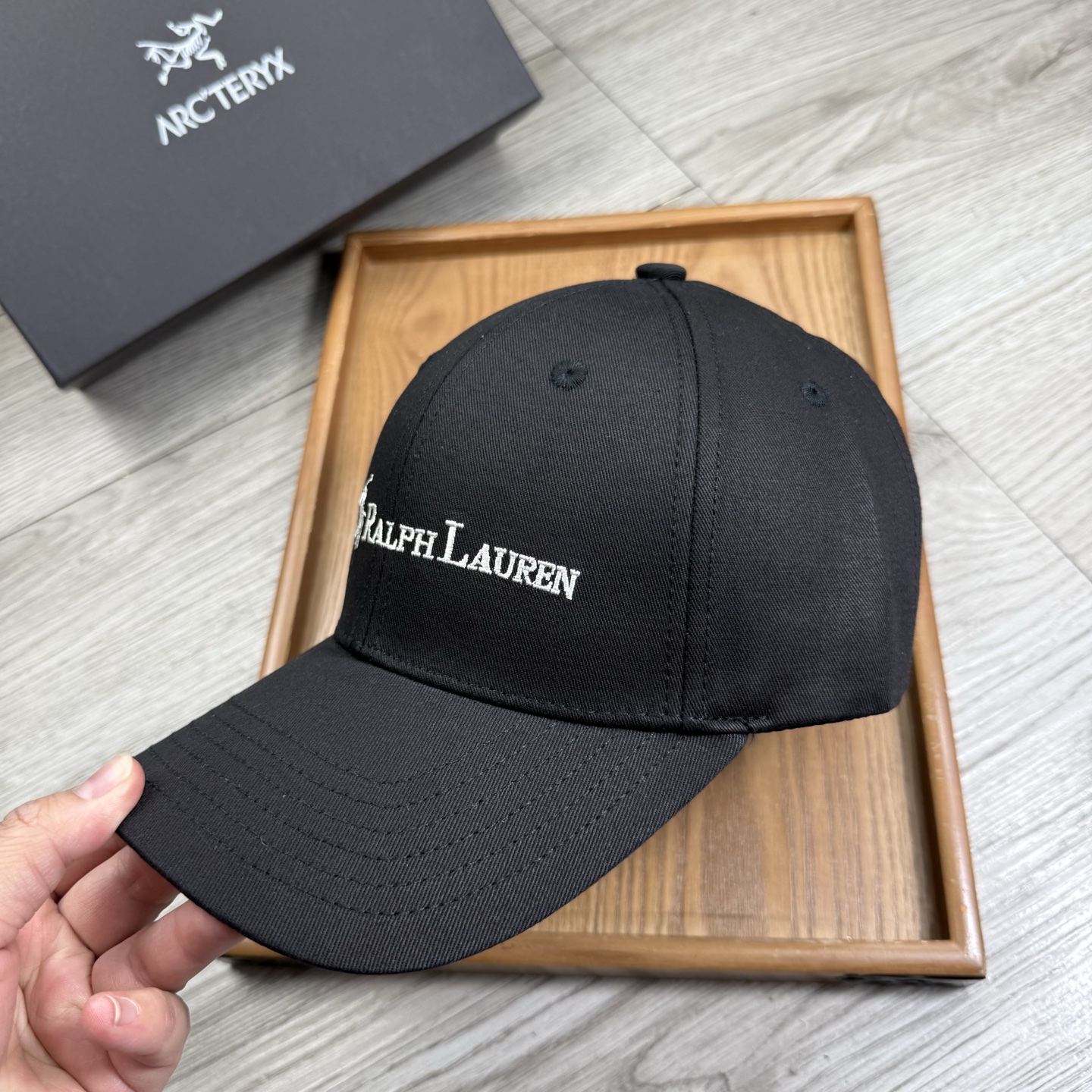 。POLO。【配防尘袋】新品棒球帽！材质：纯棉！透气性好！春天挡风，夏天防晒必备单品！颜色大气！款式新颖