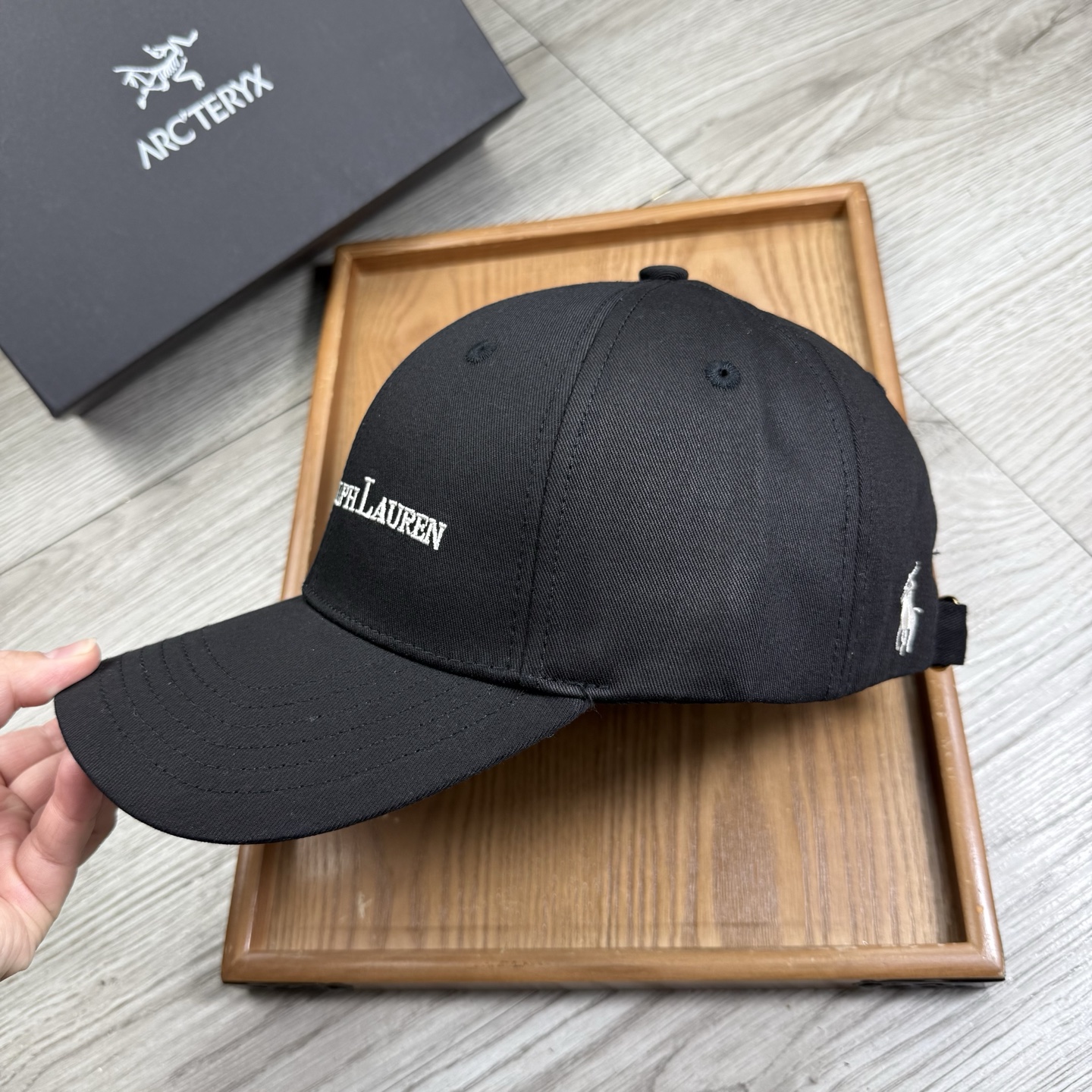 。POLO。【配防尘袋】新品棒球帽！材质：纯棉！透气性好！春天挡风，夏天防晒必备单品！颜色大气！款式新颖