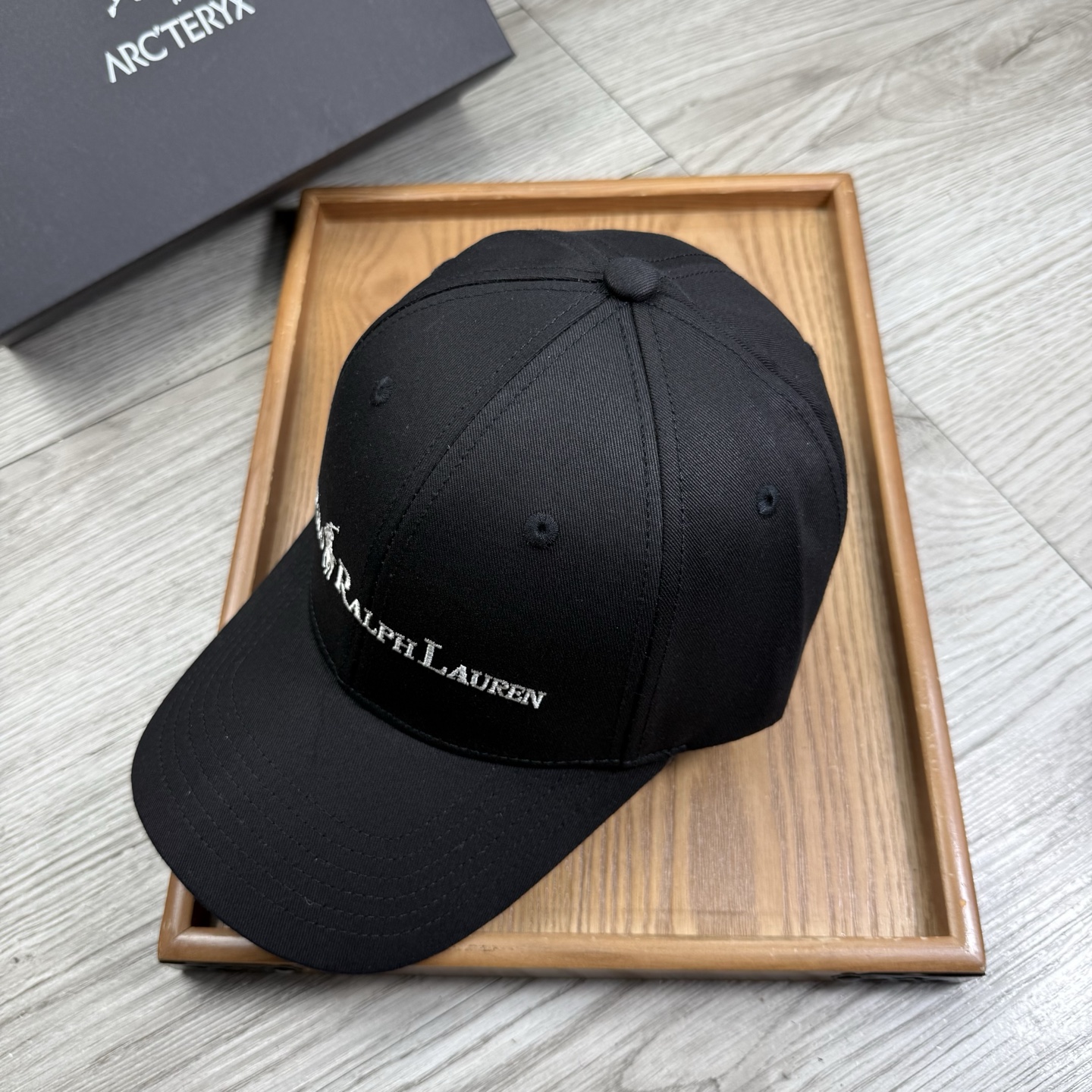 。POLO。【配防尘袋】新品棒球帽！材质：纯棉！透气性好！春天挡风，夏天防晒必备单品！颜色大气！款式新颖