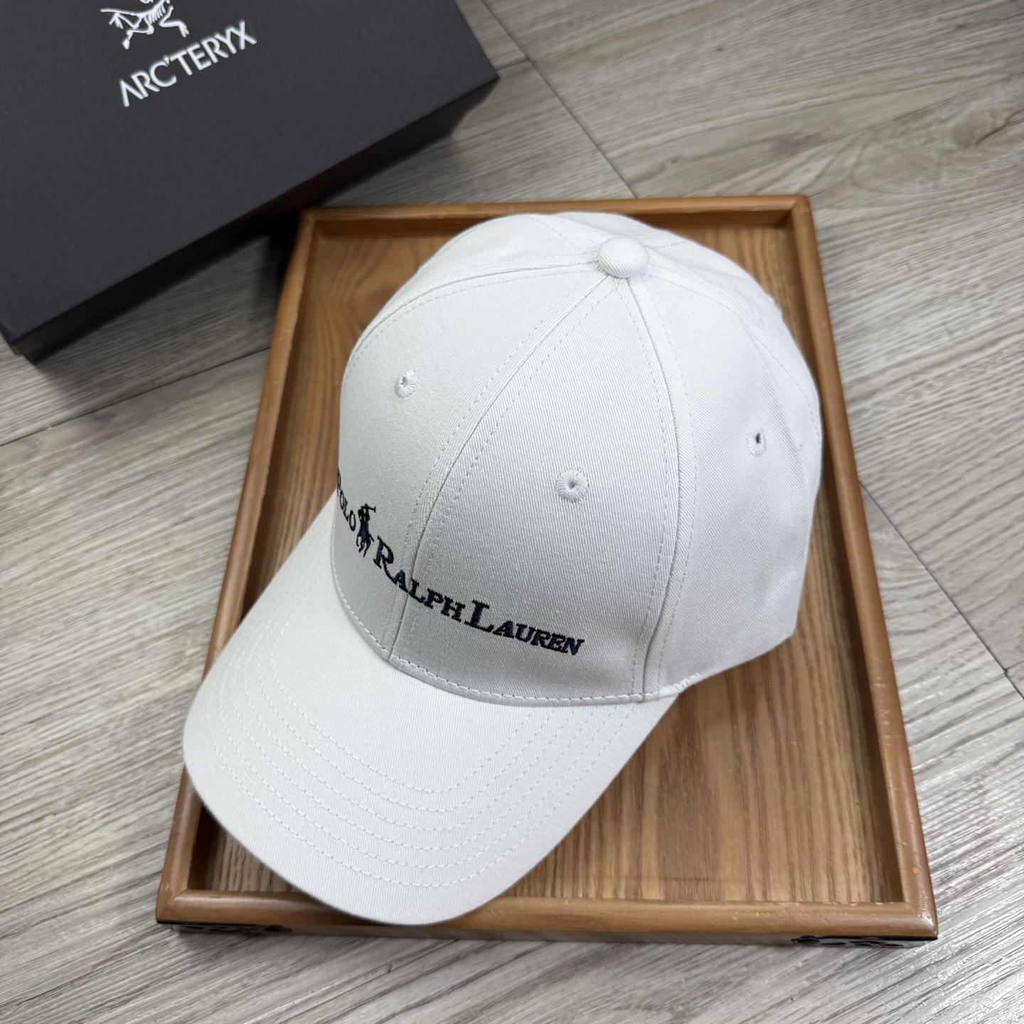 。POLO。【配防尘袋】新品棒球帽！材质：纯棉！透气性好！春天挡风，夏天防晒必备单品！颜色大气！款式新颖