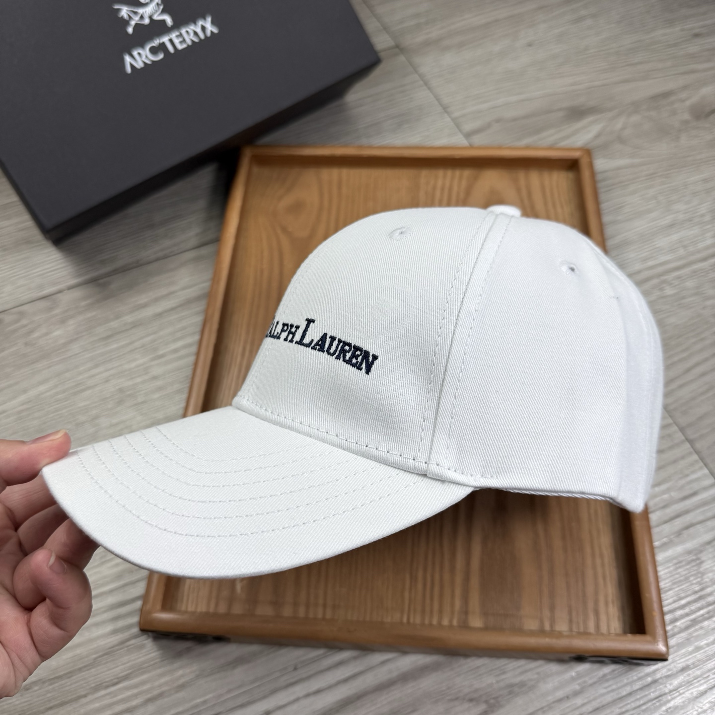 。POLO。【配防尘袋】新品棒球帽！材质：纯棉！透气性好！春天挡风，夏天防晒必备单品！颜色大气！款式新颖