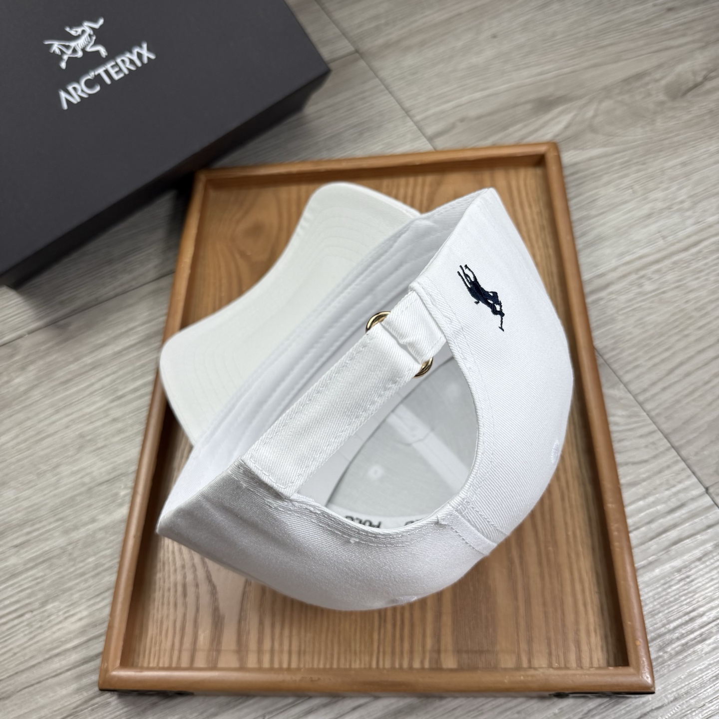 。POLO。【配防尘袋】新品棒球帽！材质：纯棉！透气性好！春天挡风，夏天防晒必备单品！颜色大气！款式新颖