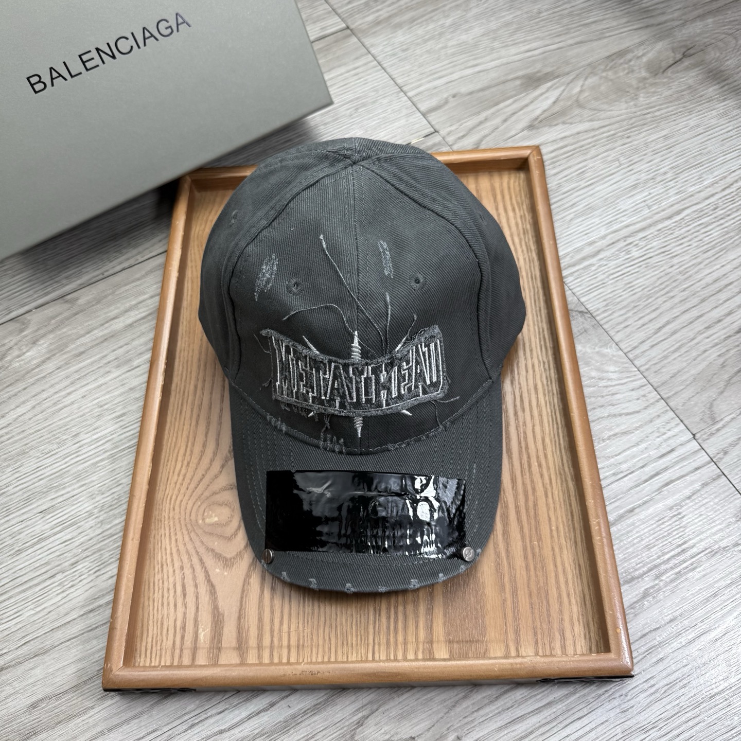 。BA。巴黎世家。【配防尘袋】新品棒球帽！材质：纯棉！透气性好！春天挡风，夏天防晒必备单品！颜色大气！款