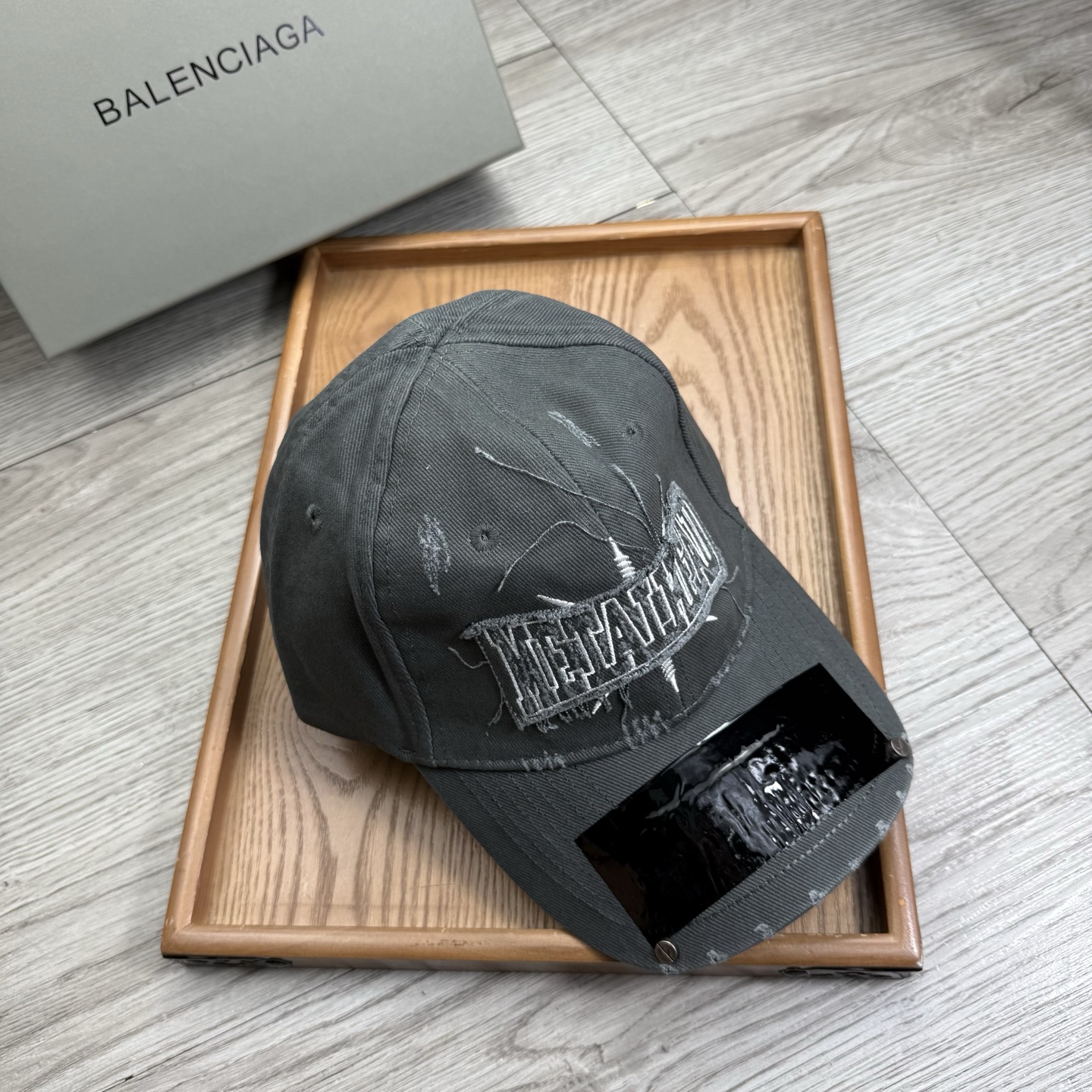。BA。巴黎世家。【配防尘袋】新品棒球帽！材质：纯棉！透气性好！春天挡风，夏天防晒必备单品！颜色大气！款