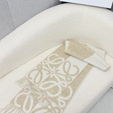 🆕 P🆕 。罗威。 【新款双面羊绒围巾】怒赞自留,难得的高端款!家属福利!非常正的男士围巾~面料大爱,非常柔软细腻舒服, 🆕 P🆕 。罗威。 【新款双面羊绒围巾】怒赞自留,难得的高端款!家属福利!非常正的男士围巾~面料大爱,非常柔软细腻舒服,