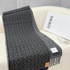 🆕 P🆕 。Loewe。【高版本!!非市场的F扎手货!!】顶级原单中性款!罗意威很幸運拿到這個品牌的東西,真的不多見,很 🆕 P🆕 。Loewe。【高版本!!非市场的F扎手货!!】顶级原单中性款!罗意威很幸運拿到這個品牌的東西,真的不多見,很
