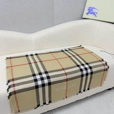 🆕 P🆕 。Bu家。 Bur难得尾单,Qc盯了一个月才拿出来的重磅极品好货,国内专柜没上的款,牛气满满TB系列限量款❗️ 🆕 P🆕 。Bu家。 Bur难得尾单,Qc盯了一个月才拿出来的重磅极品好货,国内专柜没上的款,牛气满满TB系列限量款❗️