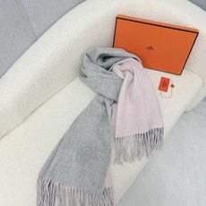 P。HERMES。【H经典双面大披肩-驼色配杏色】专柜1:1原版!Hermēs今年必须收的款【双色羊绒披肩】这批货为香港 P。HERMES。【H经典双面大披肩-驼色配杏色】专柜1:1原版!Hermēs今年必须收的款【双色羊绒披肩】这批货为香港