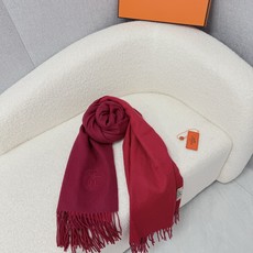 P。HERMES。【H经典双面大披肩-驼色配杏色】专柜1:1原版!Hermēs今年必须收的款【双色羊绒披肩】这批货为香港 P。HERMES。【H经典双面大披肩-驼色配杏色】专柜1:1原版!Hermēs今年必须收的款【双色羊绒披肩】这批货为香港