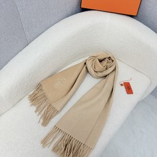 P。HERMES。【H经典双面大披肩-驼色配杏色】专柜1:1原版!Hermēs今年必须收的款【双色羊绒披肩】这批货为香港 P。HERMES。【H经典双面大披肩-驼色配杏色】专柜1:1原版!Hermēs今年必须收的款【双色羊绒披肩】这批货为香港