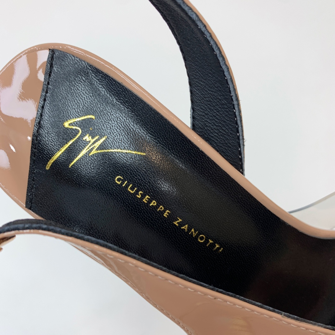 Giuseppezanotti*尖头高跟凉鞋拼接设计更加的有品位鞋面进口牛漆皮羊皮垫脚意大利真皮大底跟高