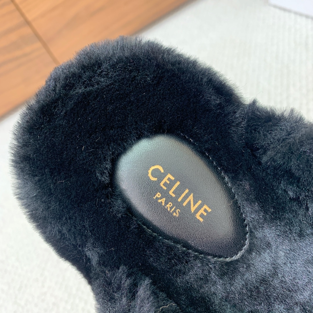 🔸CELI*E🔸羊毛拖鞋。毛茸茸的羊毛是选用欧洲进口A级羊毛，我们做到与原版一致满鞋全部采用纯羊毛，一点