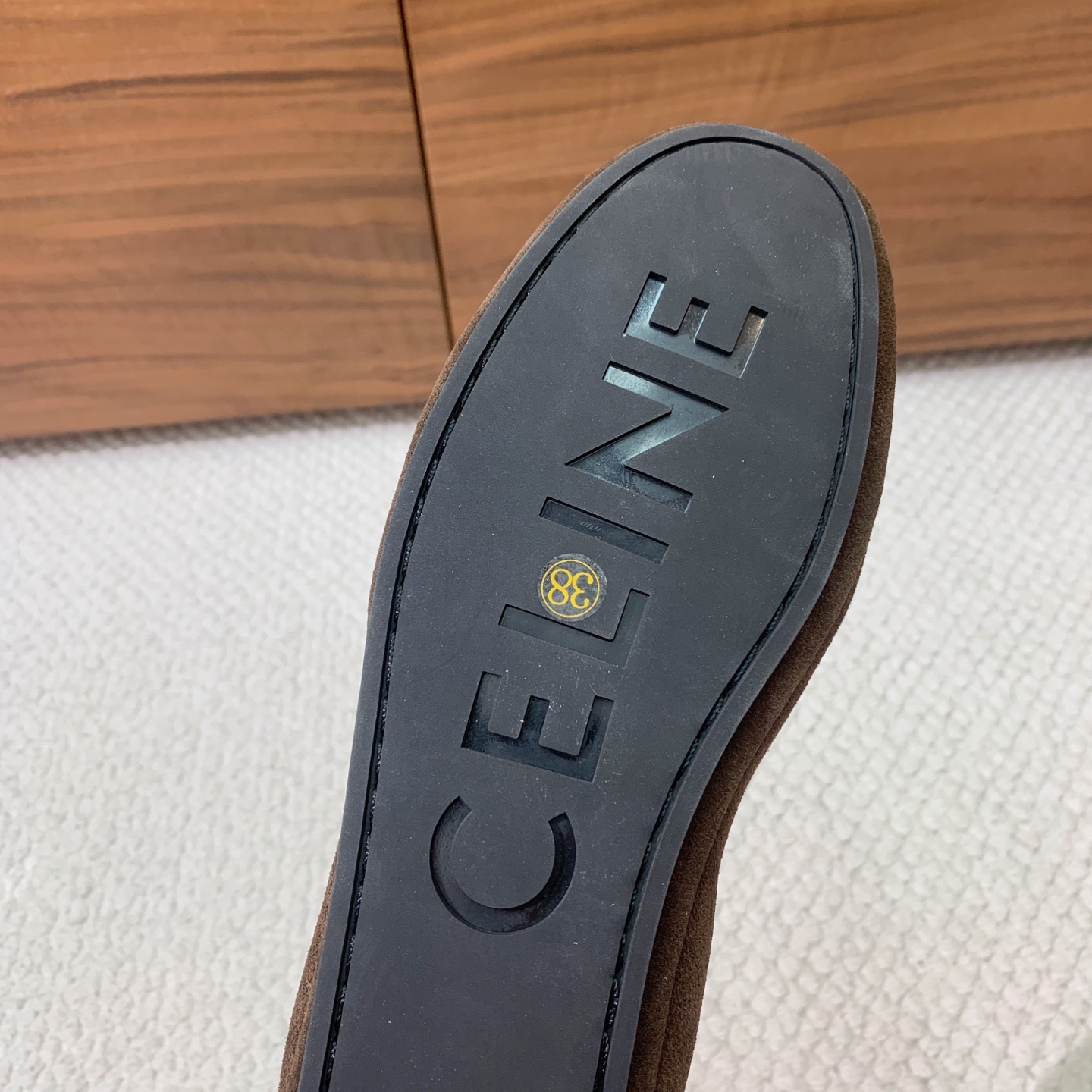 🔸CELI*E🔸乐福鞋。设计风格非常新颖、原版一比一定制！面料羊京、牛皮。原版大底。码数：35-41（4