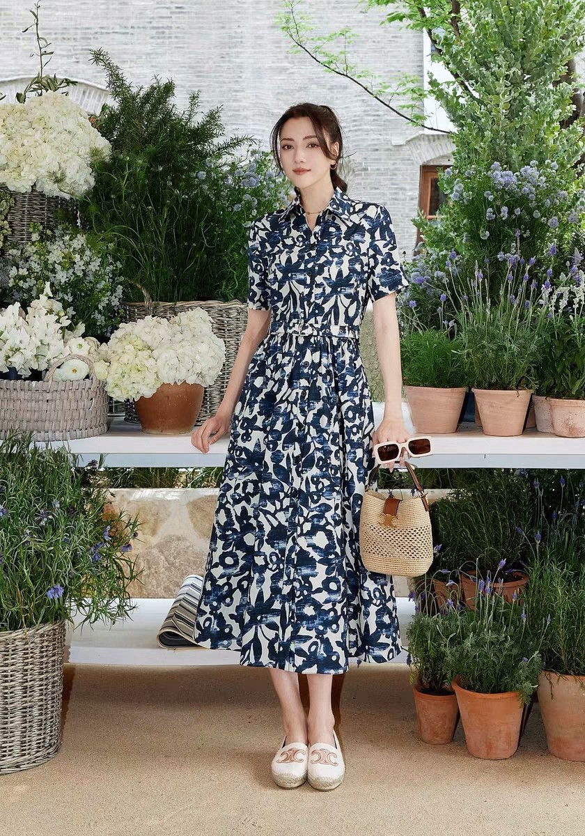 Max & Mara Summer Collection: High-Quality Women’s Dress with Unique Packaging - 图片 1