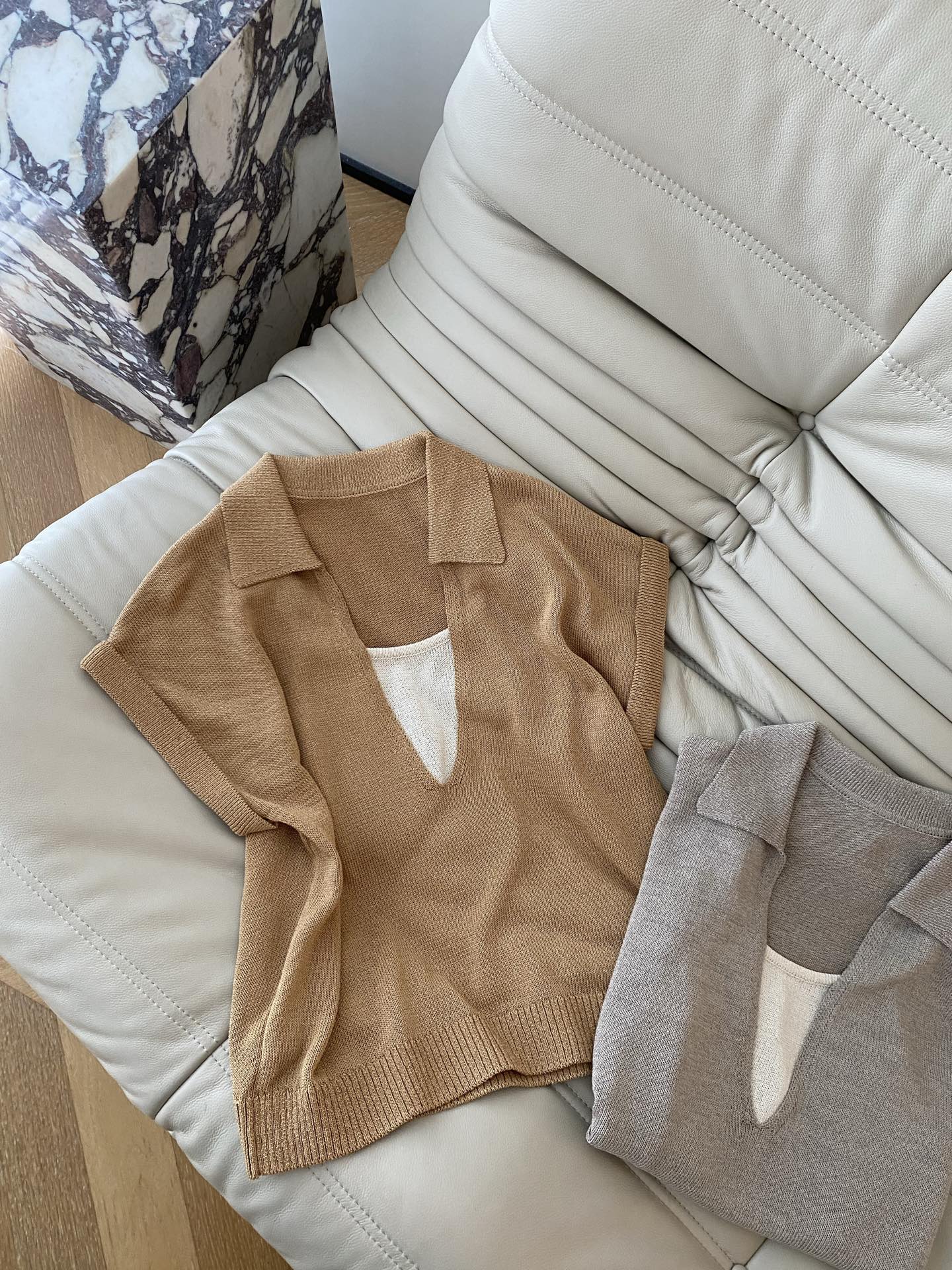 26SS 春夏新款 |假两件Polo针织衫 轻透肌理自带呼吸感翻领V领+撞色内搭吊带假两件设计自带随性利