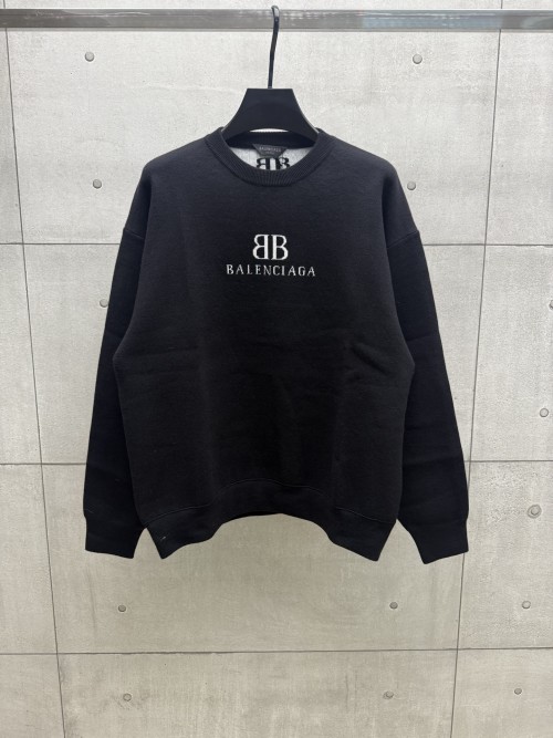 Balenciaga Classic Logo Wool Blend Crewneck Sweater - Stylish & Comfortable 1 Balenciaga Classic Logo Wool Blend Crewneck Sweater - Stylish & Comfortable