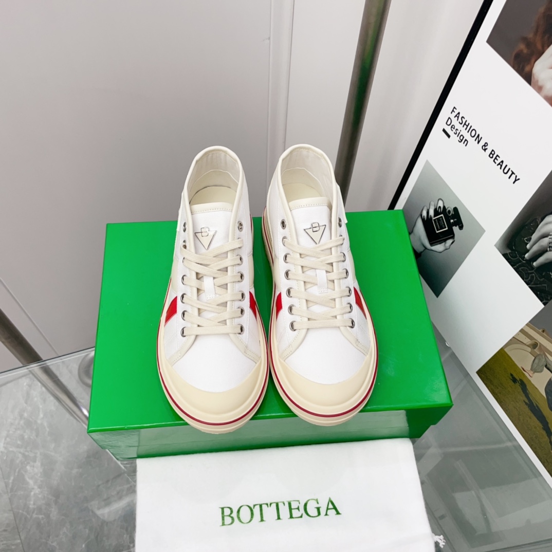 NO:231313,Gaobang BV Orbit's latest show in 2025, original board developed 1:1 classic color-blocking elements!  It is the biggest highlight of this shoe. It is eye-catching but not exaggerated. It is super cool everyday. It is super versatile no matter whether it is paired with pants, sweatshirts or skirts. It looks good no matter how you wear it. The more you look at it, the more you like it! 1 original sole, 2 colors, 4 colors, 3 sizes, 35-40, casual shoes/sports shoes, bottega veneta, sneakers, hoodie, sweatshirts, skirts19860909高邦BV Orbit2025年最新走秀款,原板1:1开发 经典拼色元素！是这款鞋子最大的亮点,醒目而不浮夸的设计,超日常超酷,无论搭配裤子卫衣或裙子都超级百搭,怎么穿都好看,越看越喜欢! 1大底原版大底 2颜色4色 3码数35-40,休闲鞋/运动鞋,bottega veneta,sneakers,hoodie,sweatshirts,skirts,Women's Shoes