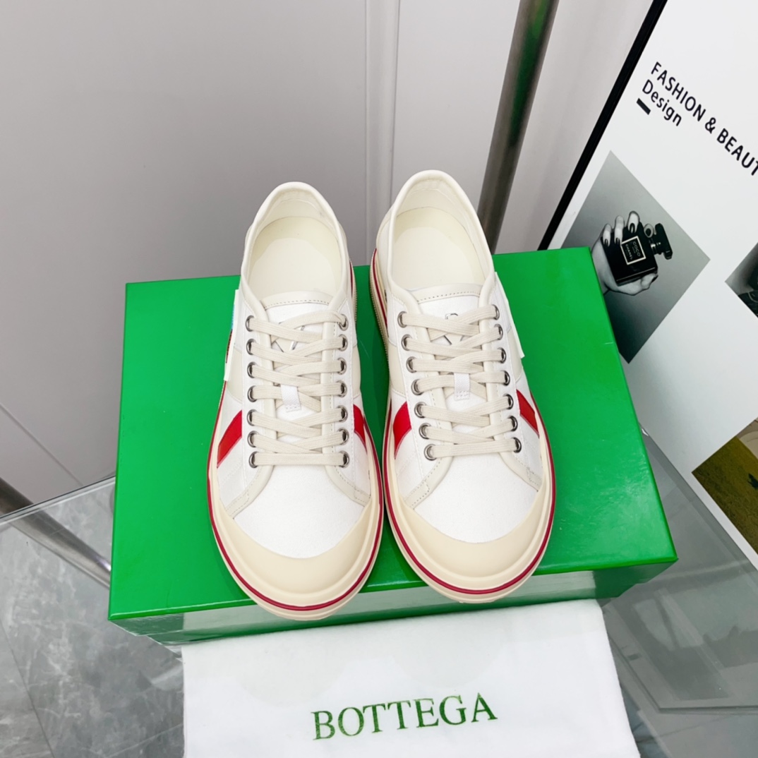 NO:231316,The latest showcase of the Low BV Orbit in 2025, the original board is developed 1:1, classic color-blocking elements!  It is the biggest highlight of this shoe. It is eye-catching but not exaggerated. It is super cool everyday. It is super versatile no matter whether it is paired with pants, sweatshirts or skirts. It looks good no matter how you wear it. The more you look, the more you like it! 1 original sole, 2 colors, 5 colors, 3 sizes, 35-40, casual shoes/sports shoes, bottega veneta, sneakers, hoodie, sweatshirts, skirts19860909低邦BV Orbit2025年最新走秀款,原板1:1开发 经典拼色元素！是这款鞋子最大的亮点,醒目而不浮夸的设计,超日常超酷,无论搭配裤子卫衣或裙子都超级百搭,怎么穿都好看,越看越喜欢! 1大底原版大底 2颜色5色 3码数35-40,休闲鞋/运动鞋,bottega veneta,sneakers,hoodie,sweatshirts,skirts,Women's Shoes