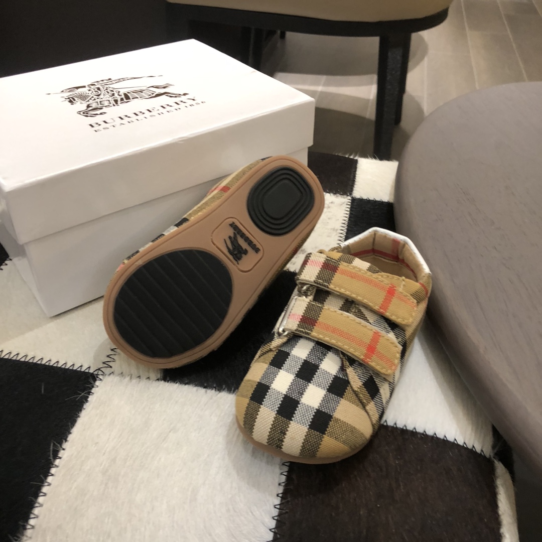 Burberry Haute Couture Classic Luxury Leather Shoe Loafer Shoes 3
