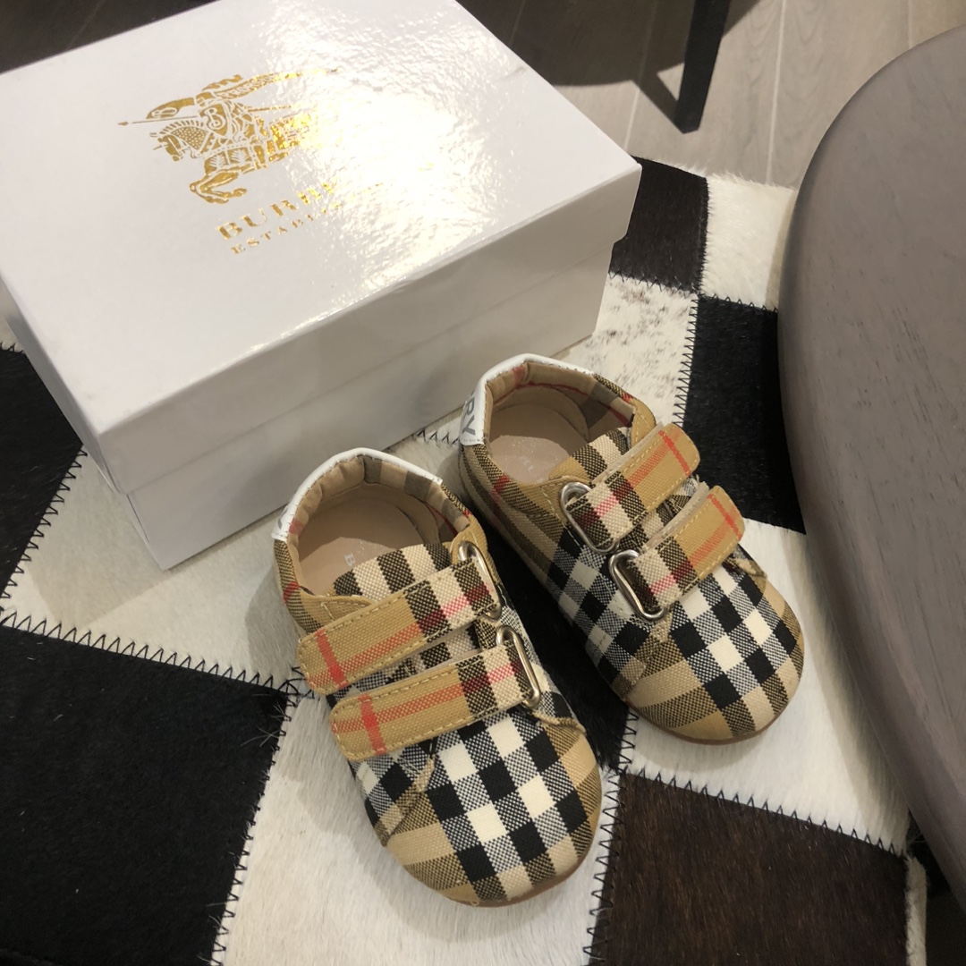 Burberry Haute Couture Classic Luxury Leather Shoe Loafer Shoes 4