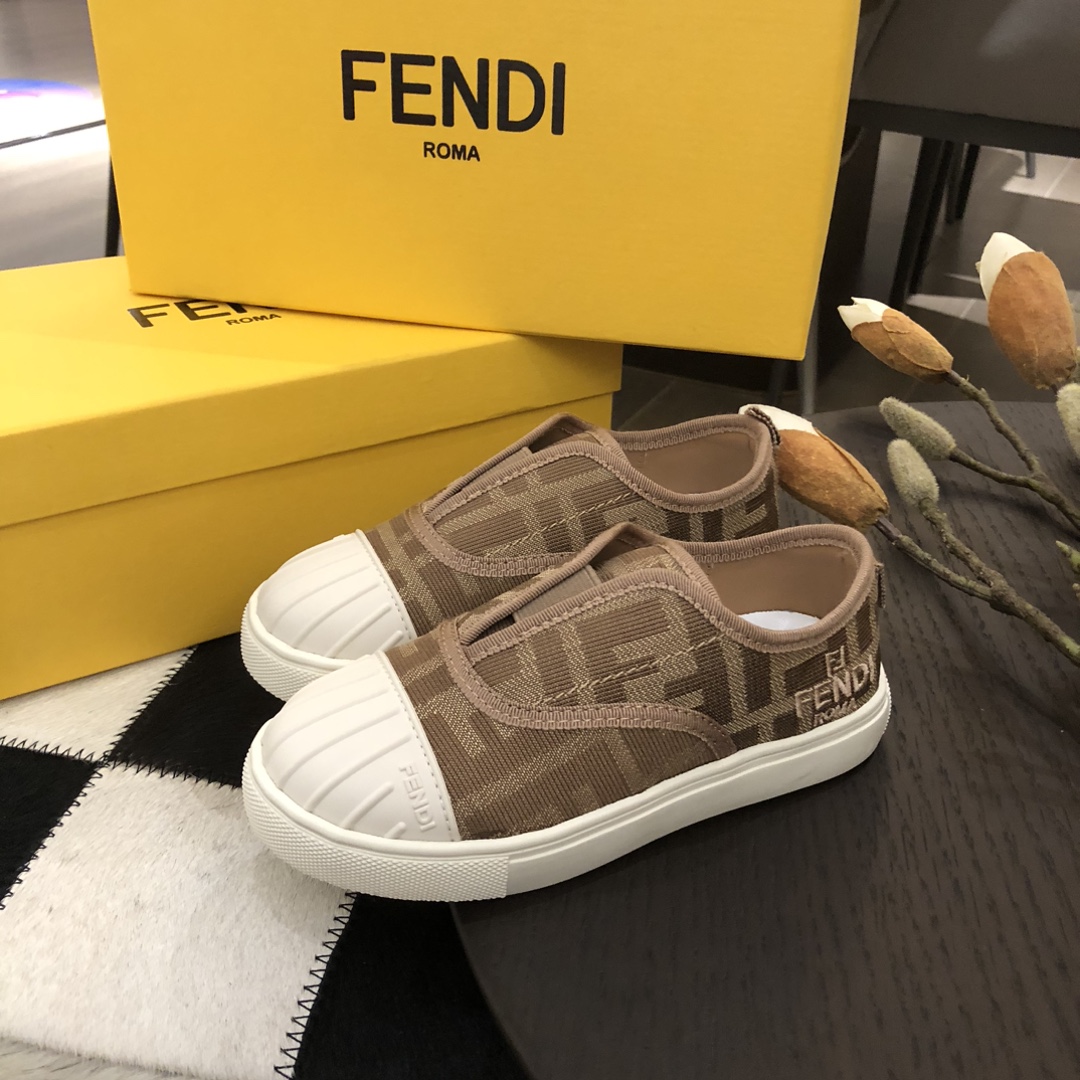 AAA
 Fendi 1:1
 Kids Shoes Blue Coffee Color Khaki Kids Fall/Winter Collection