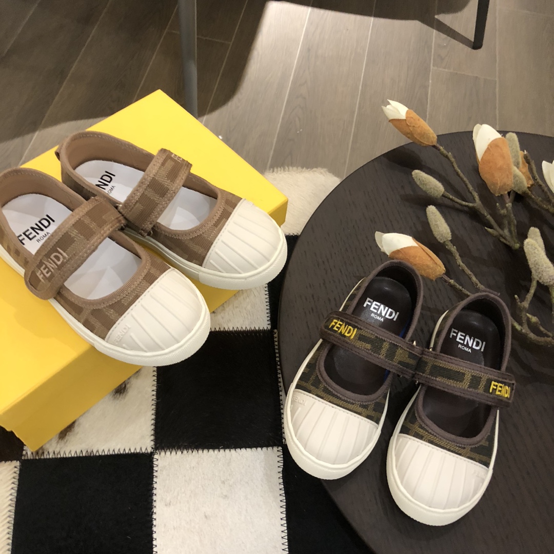 Fendi Kids Shoes Coffee Color Khaki Kids Girl Casual