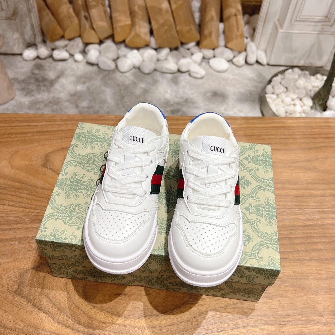 Where can I buy
 Gucci Skateboard Shoes Sneakers White Kids Vintage Sweatpants