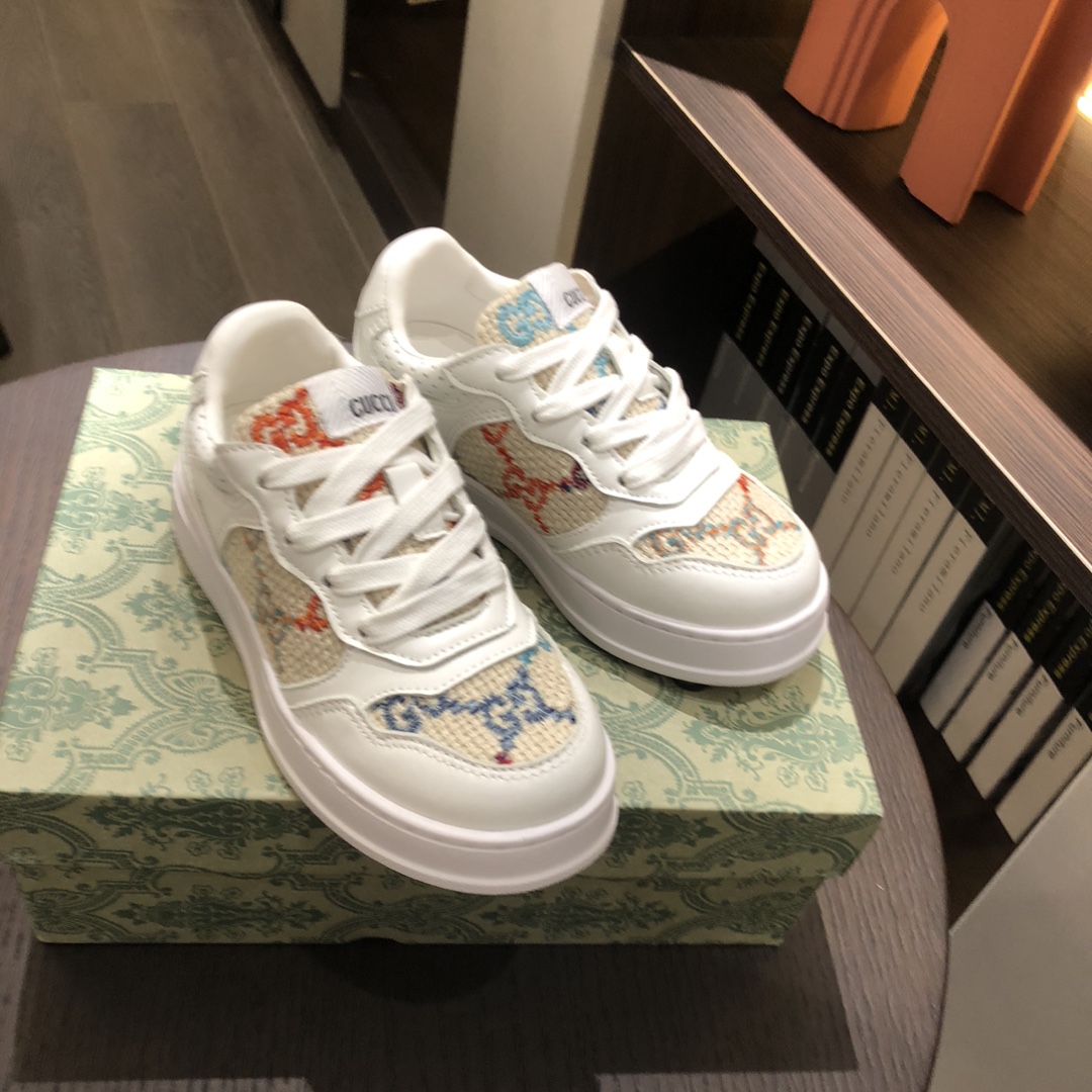 High Quality
 Gucci Skateboard Shoes Sneakers AAA+ Replica
 White Kids Vintage Sweatpants