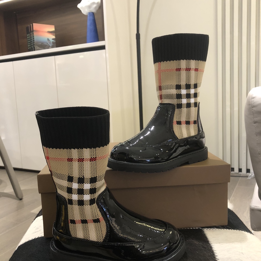 Burberry Classic Luxury Leather Shoe Loafer Ref 3
