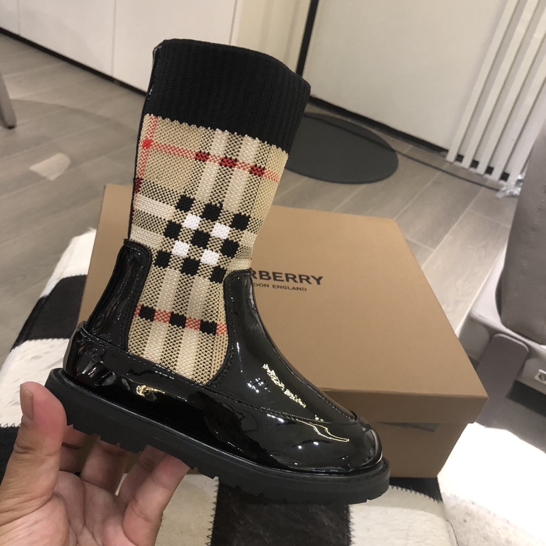 Burberry Classic Luxury Leather Shoe Loafer Ref 5