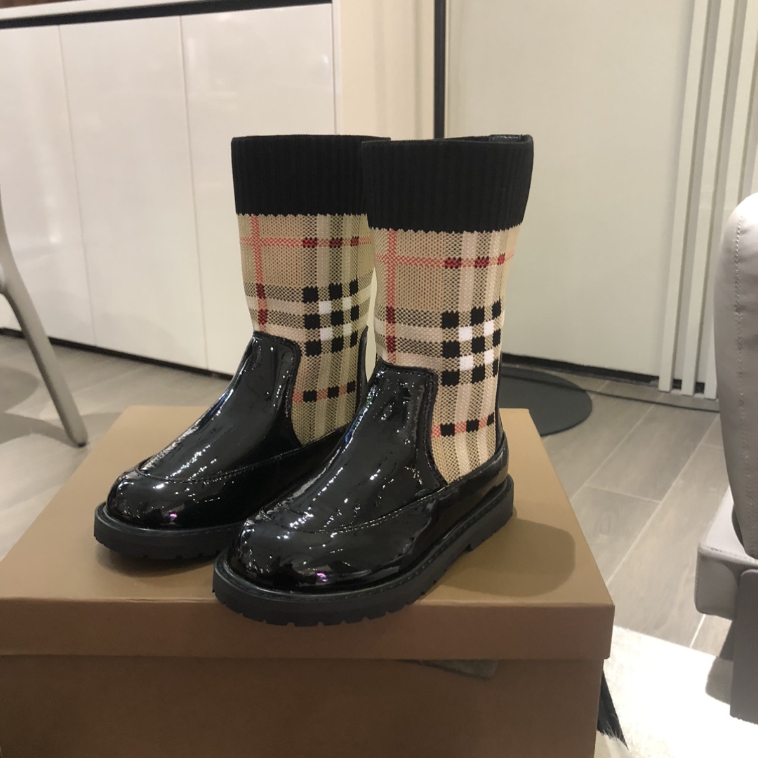 Burberry Classic Luxury Leather Shoe Loafer Ref 7