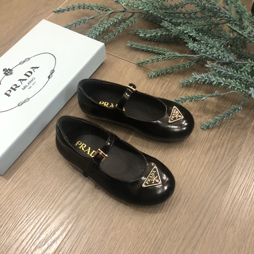 Stylish Metallic Ballet Flats: P-2025 Collection for Girls at $319 - 图片 6