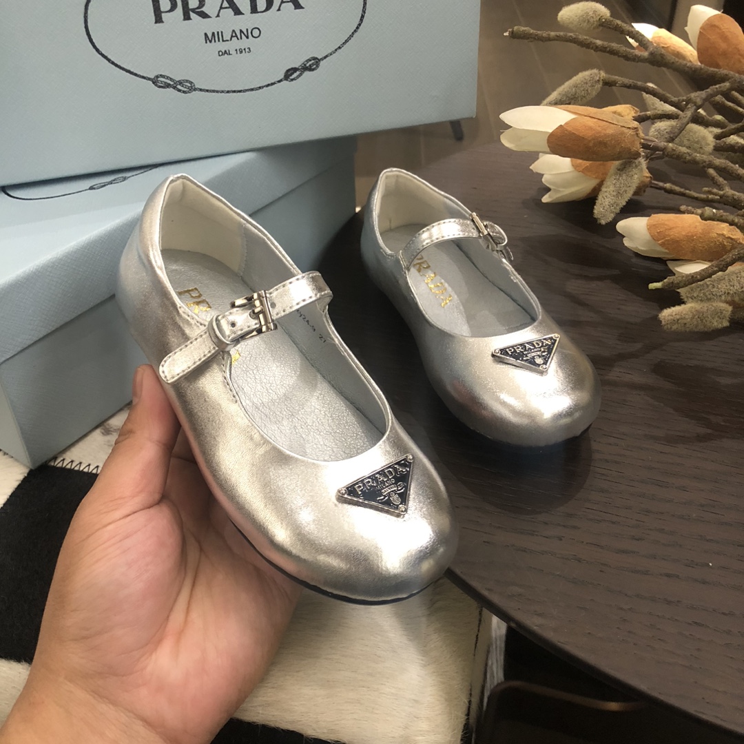 Stylish Metallic Ballet Flats for Girls – P-2025 Collection Highlight - 图片 8
