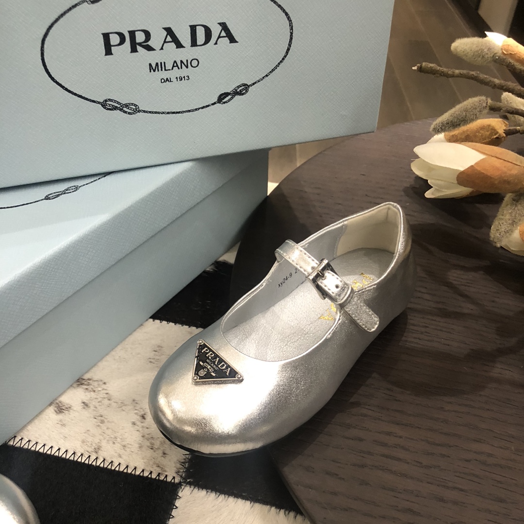 Stylish Metallic Ballet Flats for Girls – P-2025 Collection Highlight - 图片 6