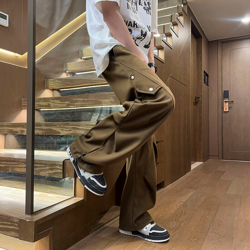  💰105
耐克海外版25ss🔥新款三色高品质休闲薄款工装短裤！
    裤子版型宽松  细节完美  采用梭织面料耐磨耐脏 立体裁剪宽松版型   进口印花反复水洗不会开裂脱落，男女同款情侣款
颜色:米白色  黑色  卡其色  深咖色
尺码：M-5XL








