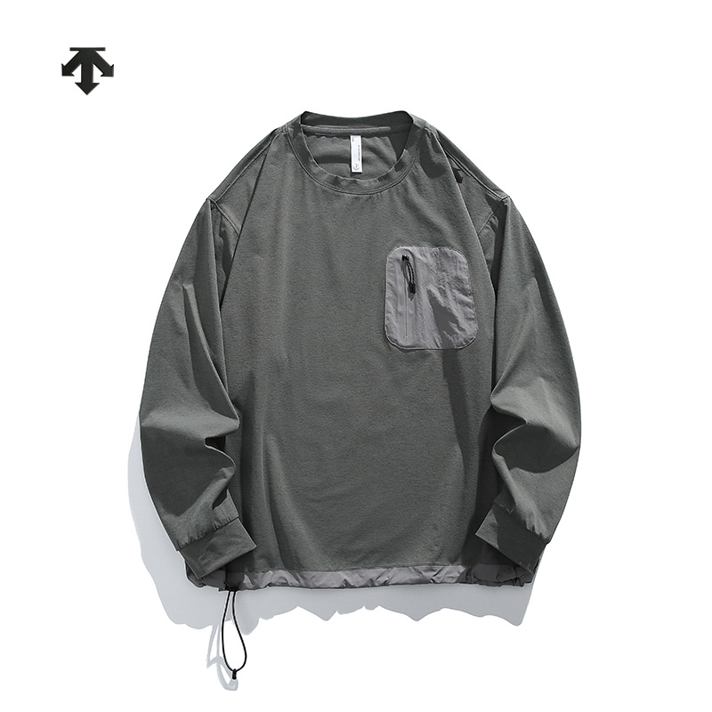  💰115 
☞DESCENTE✘迪桑特海外版25ss🔥高品质新款五色速干轻薄功能卫衣（肩膀胸口立体硅胶标，无感领标 专用包装袋）
     采用梭织户外速干面料  舒适透气  有质感    做工精细  走线规则  落肩袖宽松版 不挑身材  男女同款情侣款!
颜色:浅白灰 极低黑 黄卡其 冷灰绿 远山灰
尺码:S-2XL