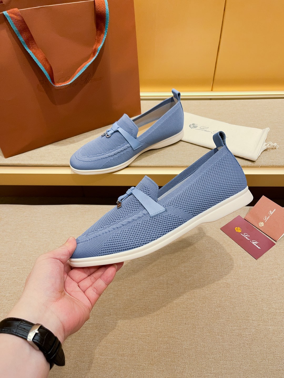 Precio de fábrica:Obtener Loro Piana 2023 Zapatos mocasín nuevo cuenta con una parte superior de gam