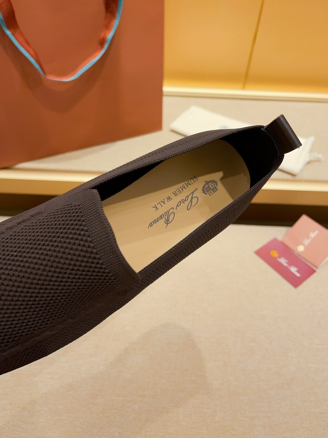 Precio de fábrica:Obtener Loro Piana 2023 Zapatos mocasín nuevo cuenta con una parte superior de gam