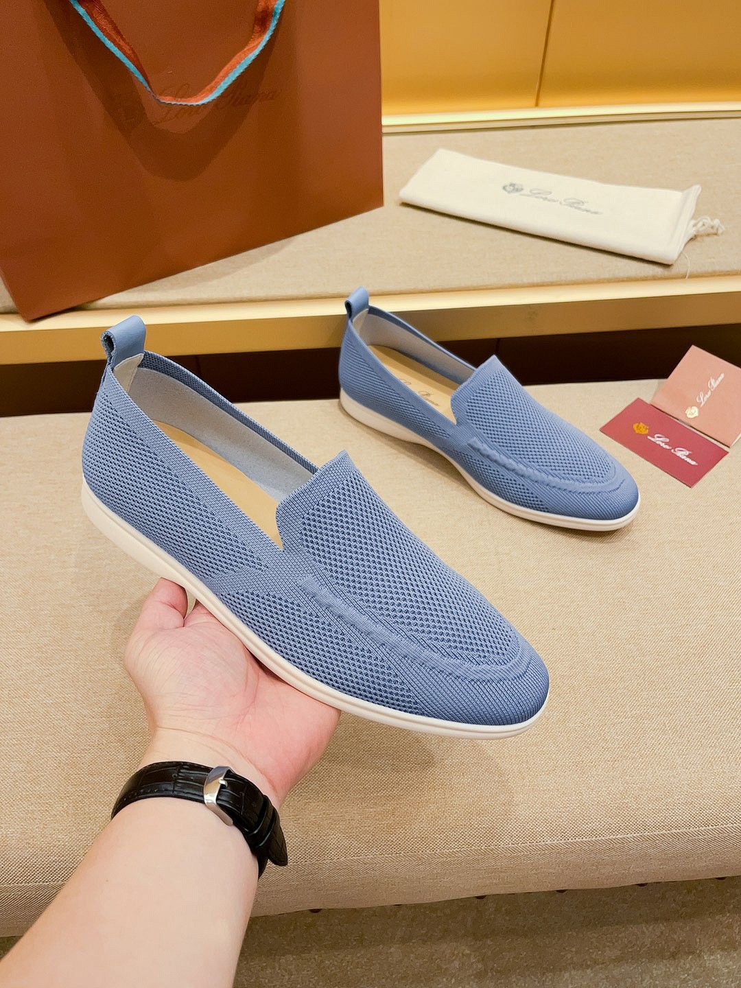 Precio de fábrica:Obtener Loro Piana 2023 Zapatos mocasín nuevo cuenta con una parte superior de gam