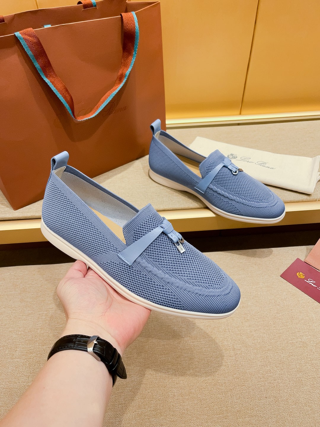 Precio de fábrica:Obtener Loro Piana 2023 Zapatos mocasín nuevo cuenta con una parte superior de gam