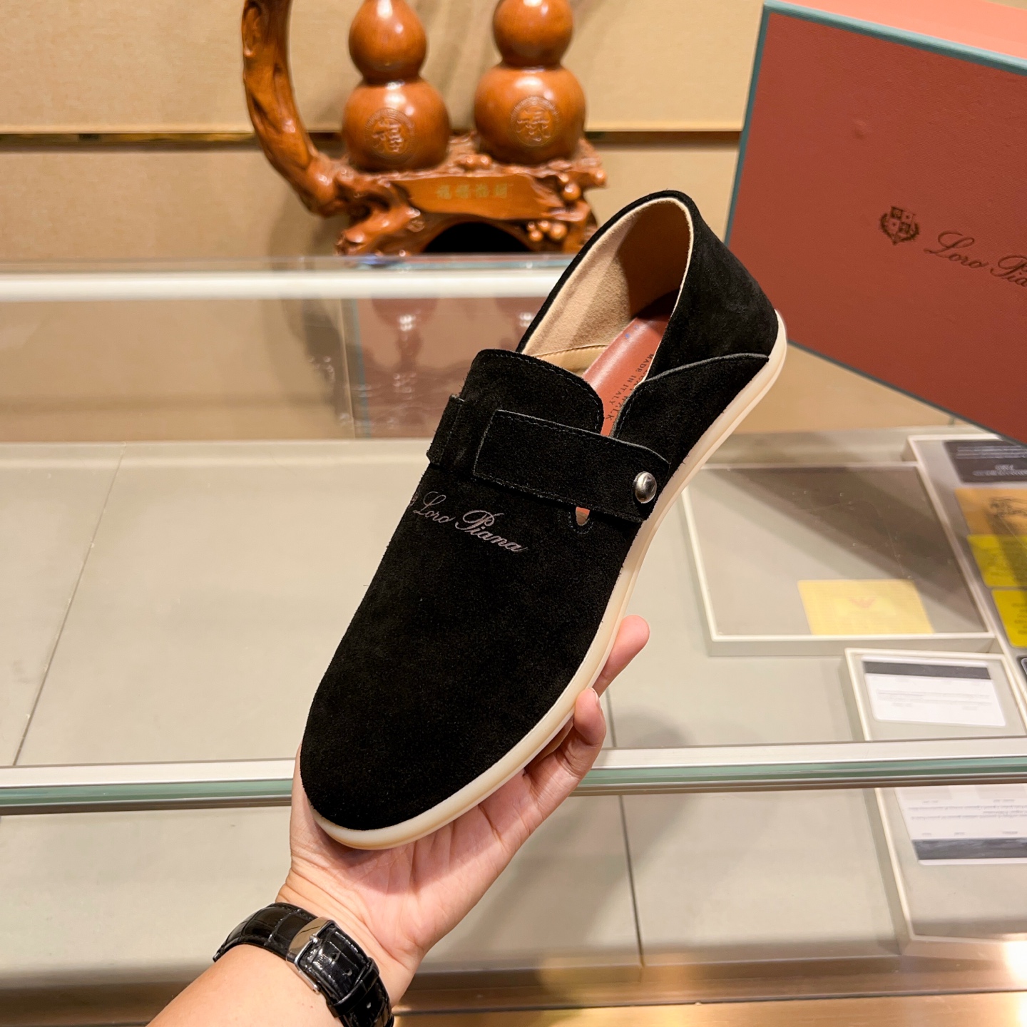 Precio de fábrica Obtener Los nuevos mocasines de Loro Piana, confeccionados en piel de ternero magn