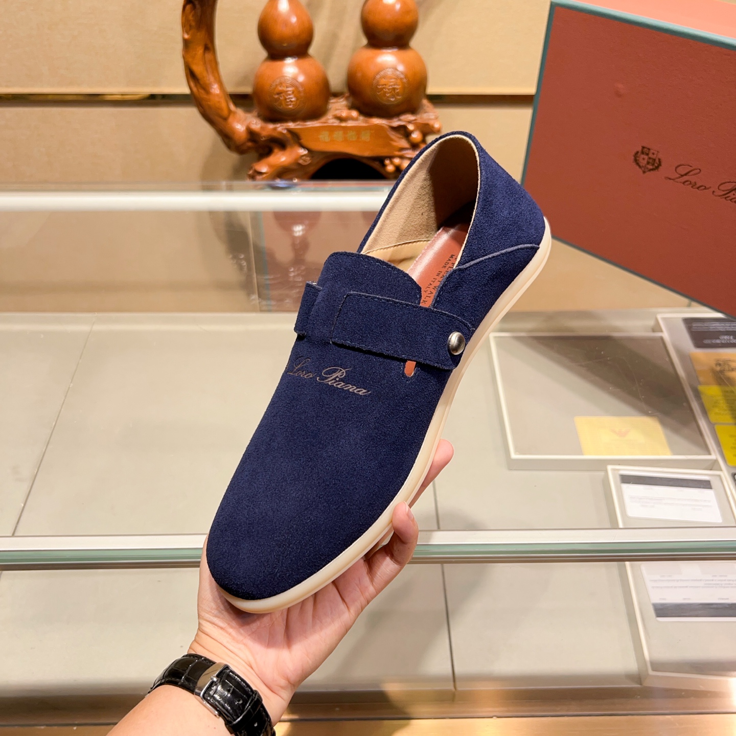 Precio de fábrica Obtener Los nuevos mocasines de Loro Piana, confeccionados en piel de ternero magn
