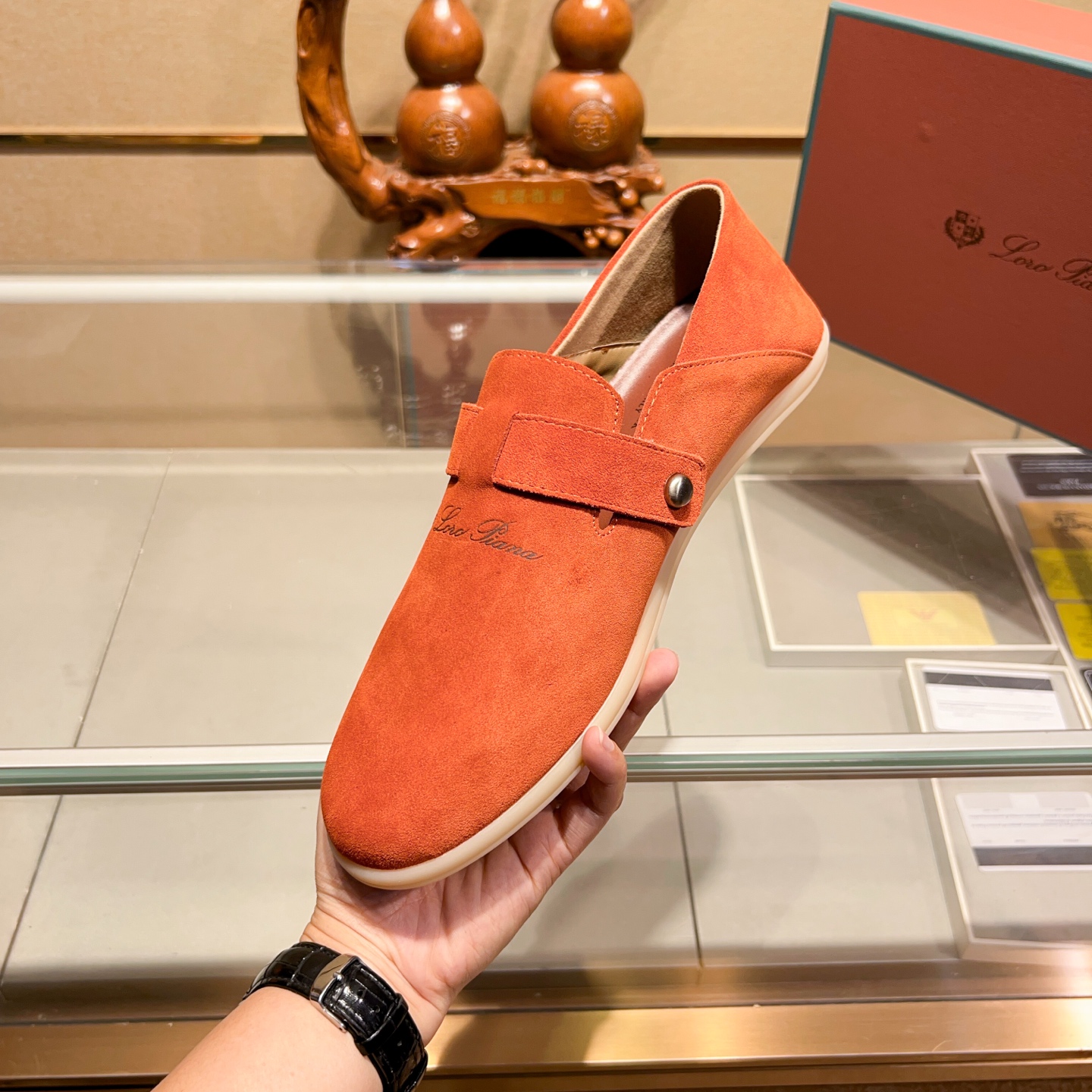 Precio de fábrica Obtener Los nuevos mocasines de Loro Piana, confeccionados en piel de ternero magn