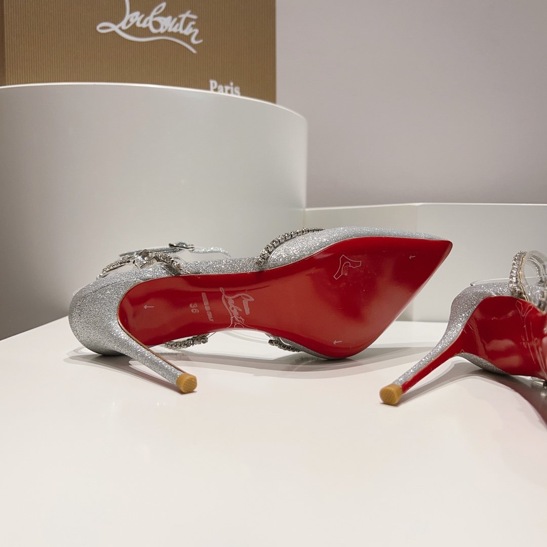 顶级版ChristianLouboutin2023s原版做货重工CL水晶高跟鞋︎鞋面:尖巧鞋头搭配精美脚