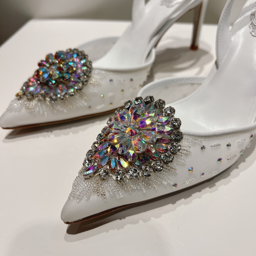 顶级版RᴇɴᴇCᴀᴏᴠɪʟʟᴀ2024s原版做货重工婚鞋RC水晶宝石真丝跟鞋系列︎鞋面进口网纱配珠光羊皮